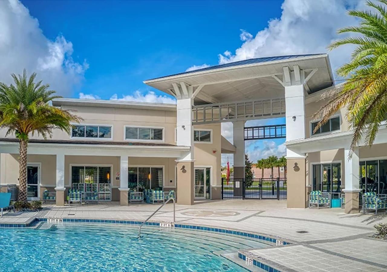 Stunning 9Br Home - Family Resort With Private Pool, Hot Tub, Games Room And Bbq! Кисими Екстериор снимка